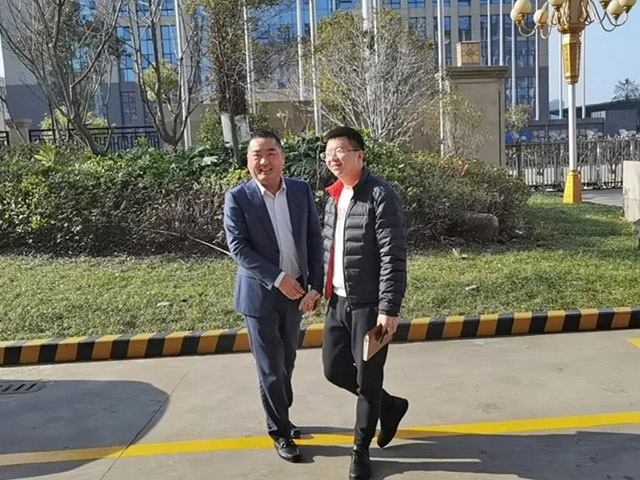 新春伊始，龍灣區(qū)空港管委會(huì)領(lǐng)導(dǎo)率隊(duì)蒞臨集團(tuán)走訪慰問(wèn)